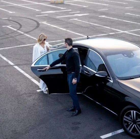 chauffeur airport transfers melbourne