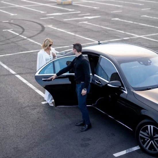 melbourne airport transfer service